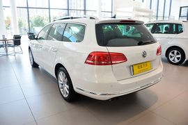 2015款大众迈腾旅行轿车2.0TSI舒适型