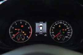 2015款大众帕萨特1.8TSI