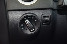 2015款大众途观1.8TSI手自一体四驱豪华版