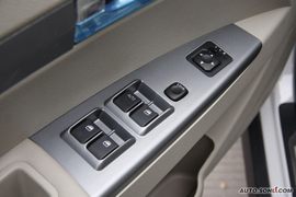 2010款陆风X8柴油版试驾实拍