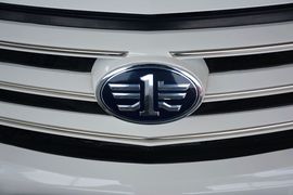 2014款一汽夏利N5