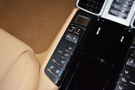 2014款保时捷Panamera