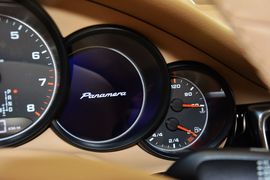 2014款保时捷Panamera