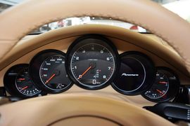 2014款保时捷Panamera