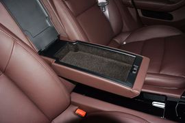 2014款保时捷Panamera