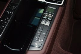 2014款保时捷Panamera