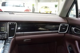 2014款保时捷Panamera