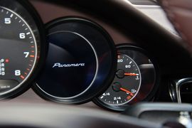 2014款保时捷Panamera