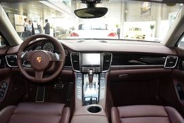 2014款保时捷Panamera