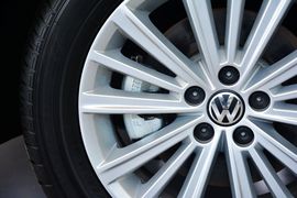 2015款大众朗行1.6L手动舒适型