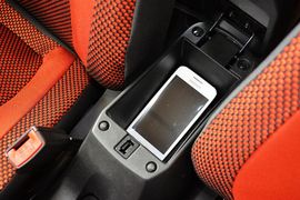 2014款一汽夏利N7