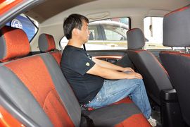 2014款一汽夏利N7