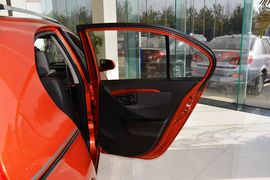 2014款一汽夏利N7