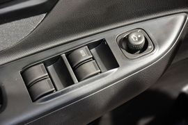 2014款一汽夏利N7