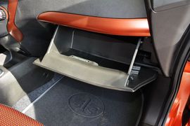 2014款一汽夏利N7