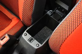 2014款一汽夏利N7