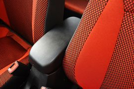 2014款一汽夏利N7