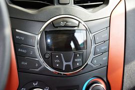 2014款一汽夏利N7