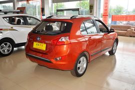 2014款一汽夏利N7