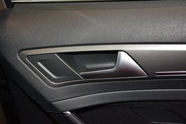2015款大众高尔夫1.6L自动舒适型