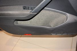 2015款大众高尔夫1.6L自动舒适型