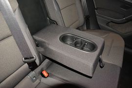 2015款大众高尔夫1.6L自动舒适型