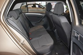 2015款大众高尔夫1.6L自动舒适型