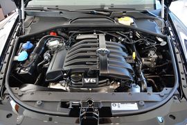 2014款大众辉腾3.0L商务型