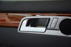 2014款大众辉腾3.0L商务型