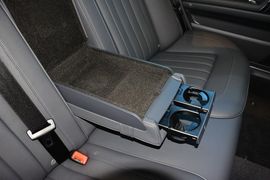 2014款大众辉腾3.0L商务型