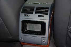 2014款大众辉腾3.0L商务型