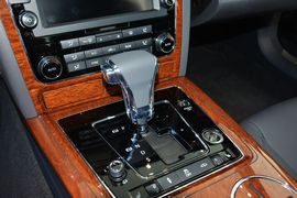 2014款大众辉腾3.0L商务型