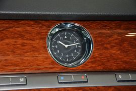 2014款大众辉腾3.0L商务型