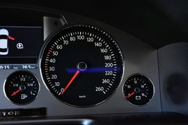 2014款大众辉腾3.0L商务型