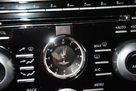 2013款阿斯顿马丁Rapide