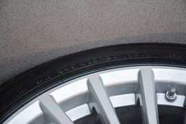2013款阿斯顿马丁Rapide
