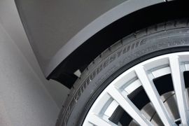 2013款阿斯顿马丁Rapide