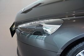 2013款阿斯顿马丁Rapide