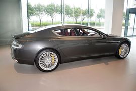 2013款阿斯顿马丁Rapide