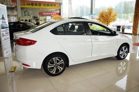 2015款本田锋范1.5L