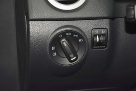 2015款大众途观1.8TSI手自一体两驱豪华版