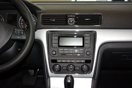 2015款大众帕萨特1.8TSI