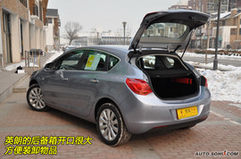 2010款别克英朗1.8L手自一体豪华版