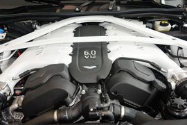 2015款阿斯顿马丁Rapide