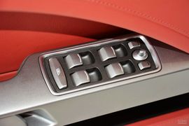 2015款阿斯顿马丁Rapide