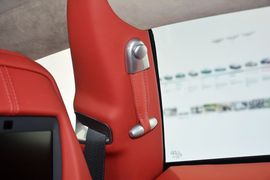 2015款阿斯顿马丁Rapide