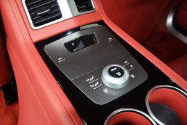 2015款阿斯顿马丁Rapide