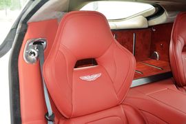 2015款阿斯顿马丁Rapide