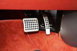 2015款阿斯顿马丁Rapide