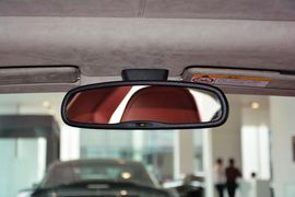 2015款阿斯顿马丁Rapide